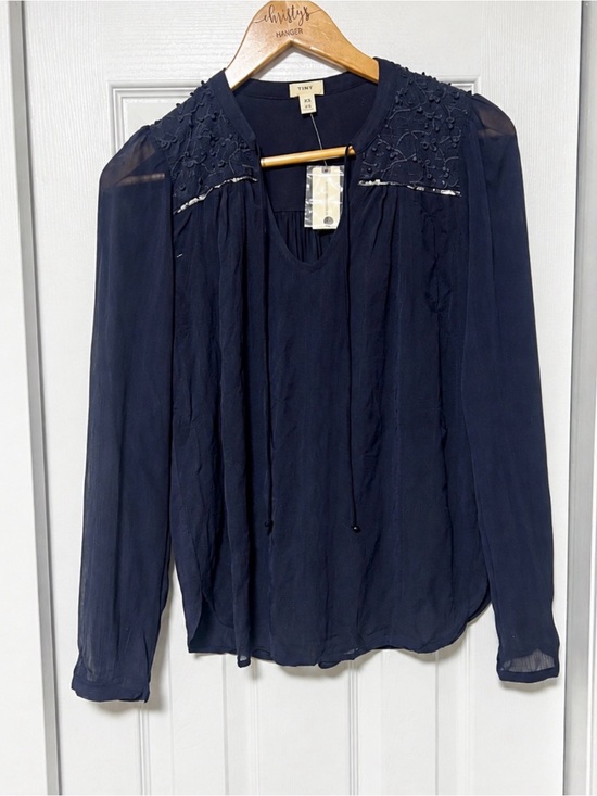 Tiny Tops - Anthropologie Tiny Paix Embroidered Blouse Navy XS NWT